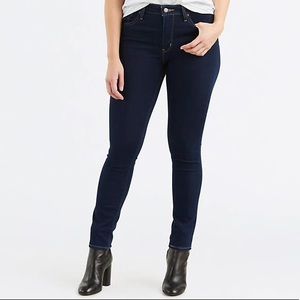 Levi’s High Rise Skinny Dark Jeans